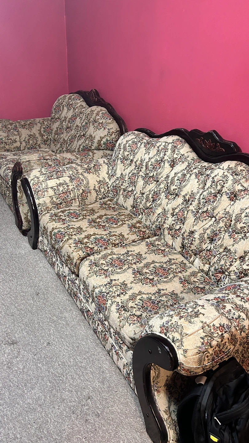 MOVE OUT SALE - photo 2