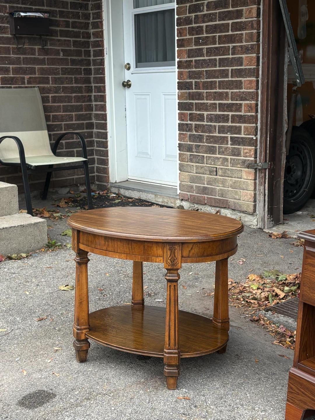 Vintage Oval Wooden Side Table - photo 4
