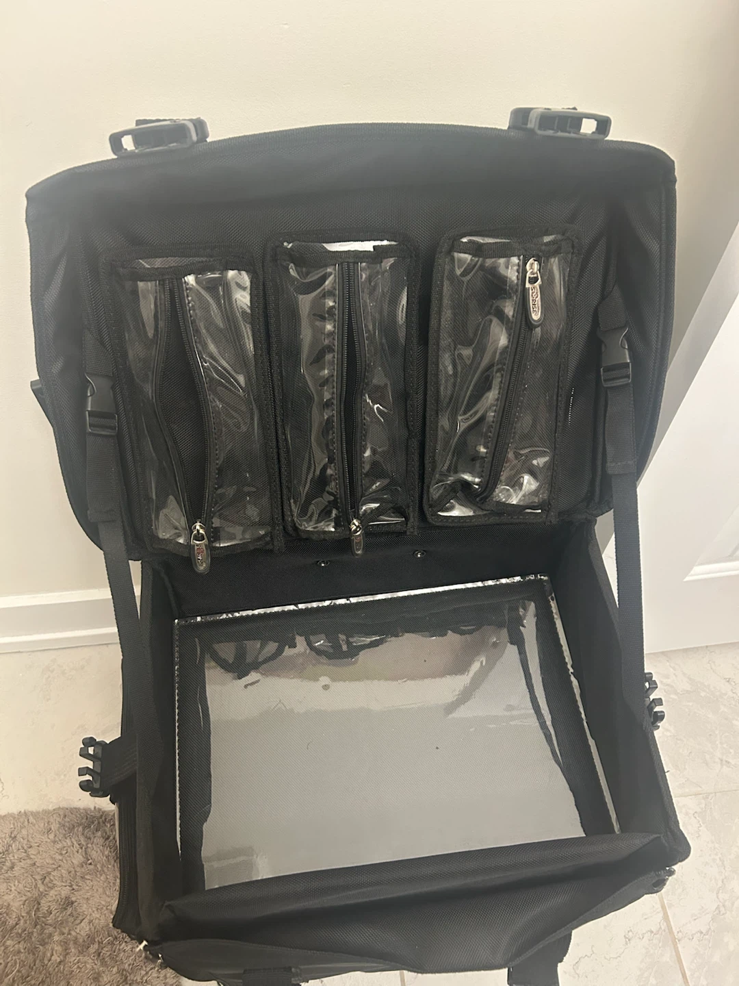 Sorise Rolling Makeup Case - photo 2