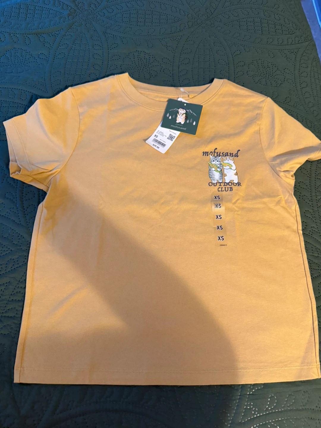 Uniqlo Mofusand Outdoor Club T-Shirt Mustard Yellow XS