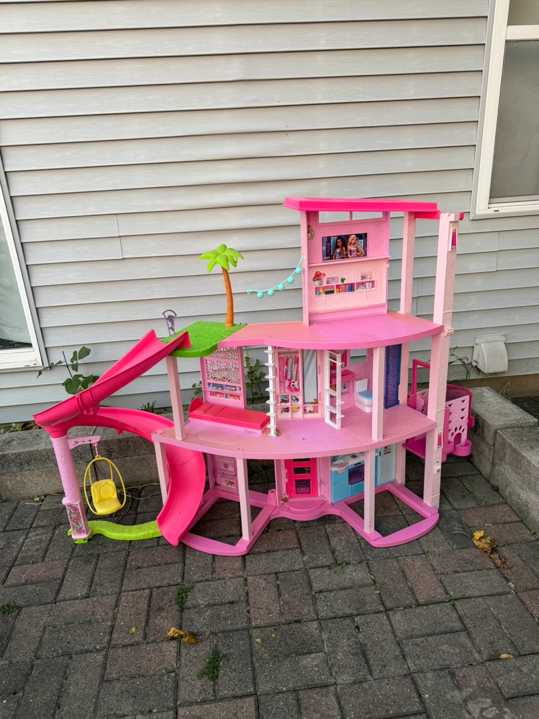 Barbie Malibu House Dollhouse
