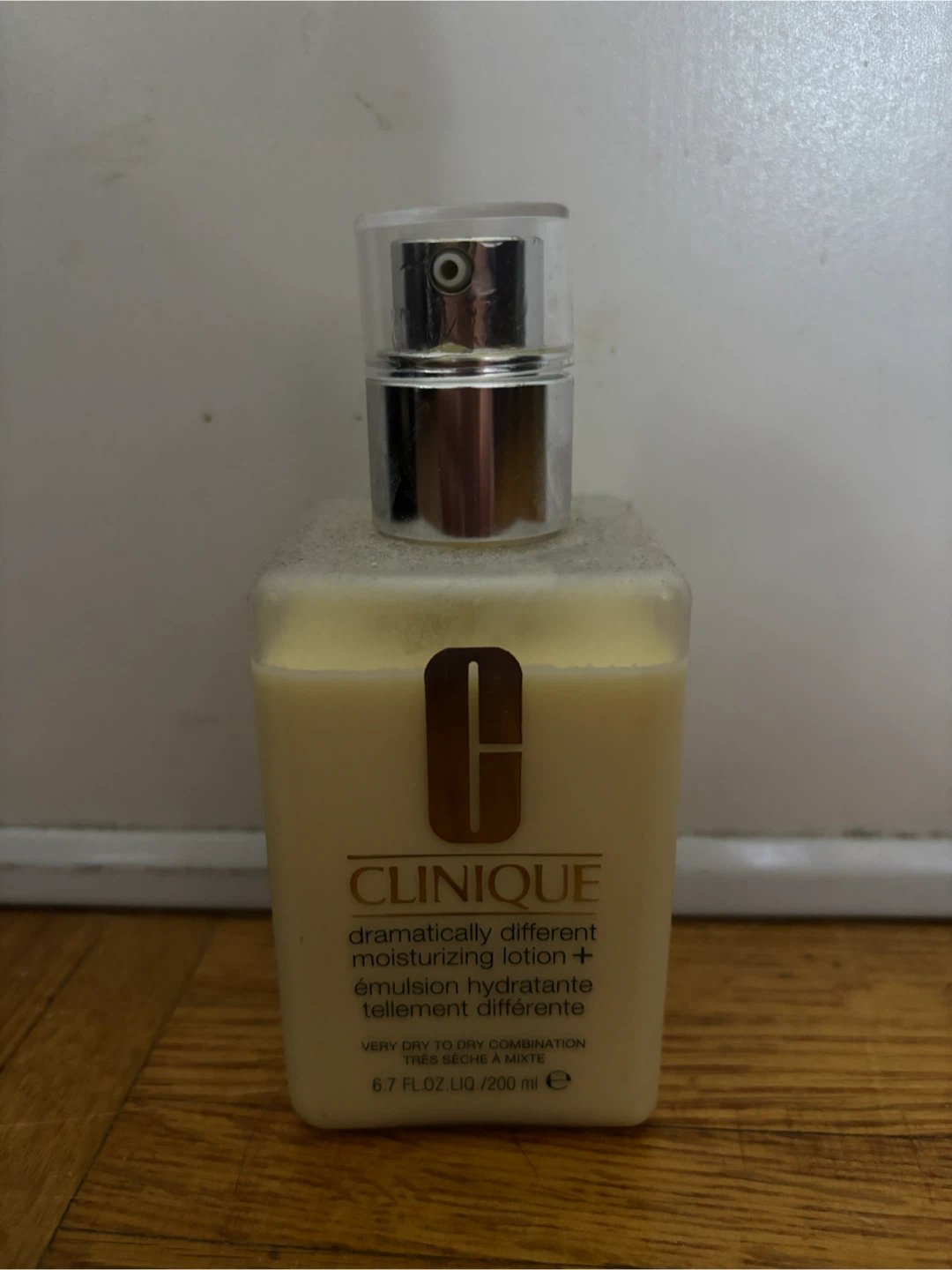 Clinique Dramatically Different Moisturizing Lotion 200ml
