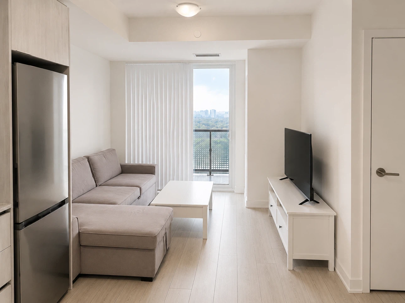 Short term rental condo in North York - photo 4