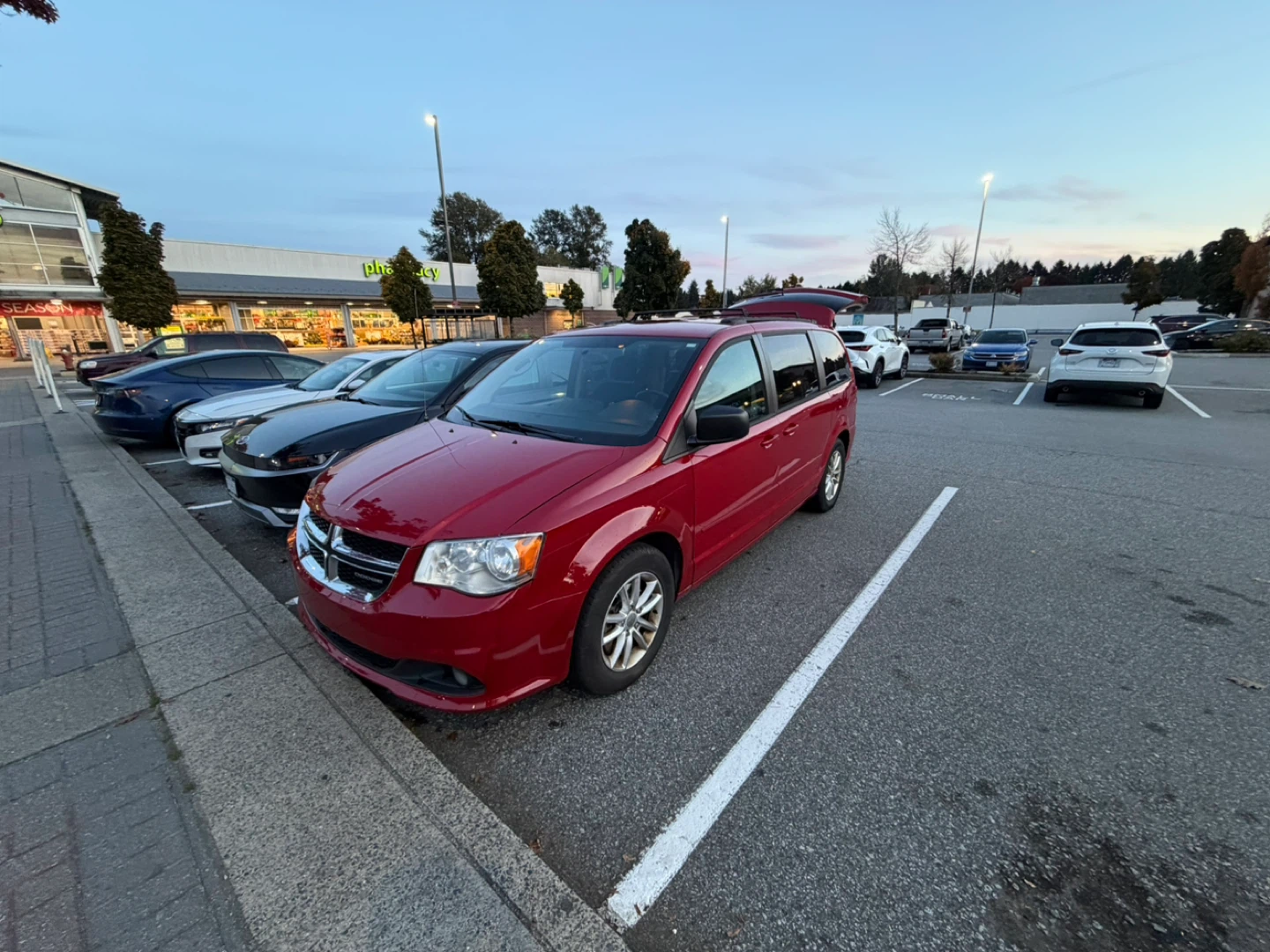 DODGE GRAND CARAVAN MINIVAN