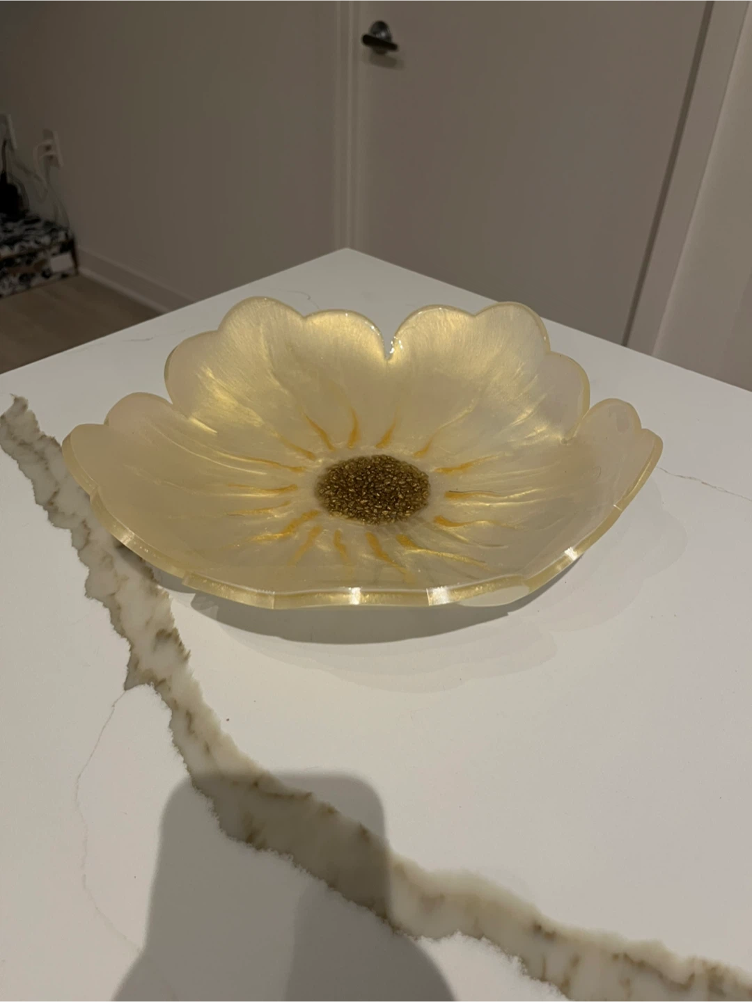 Decorative Flower-Shaped Bowl Dish - photo 3