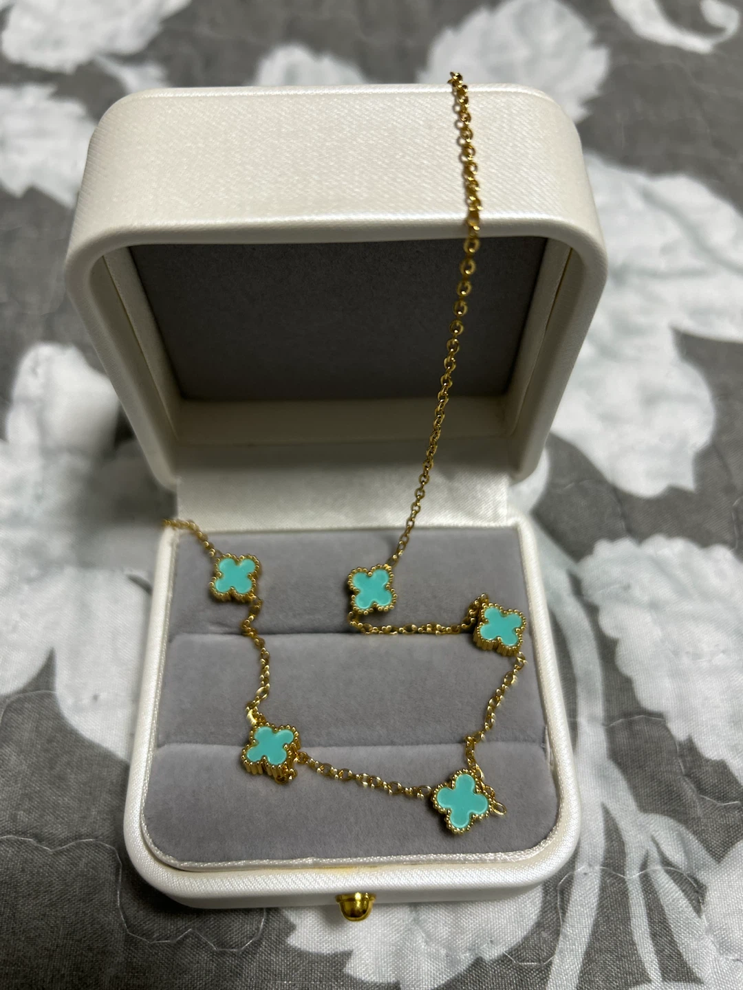 Clover motif chain necklace - photo 2