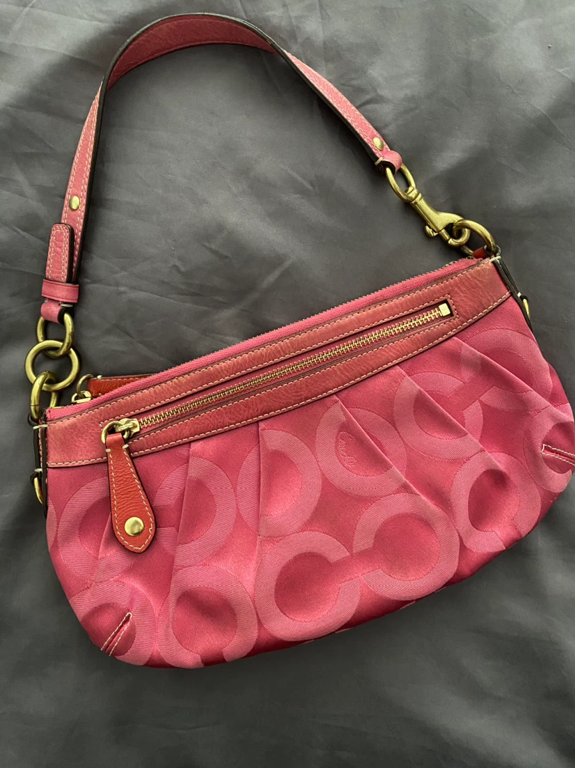 Vintage Coach Pink Madison Shoulder Bag - photo 3