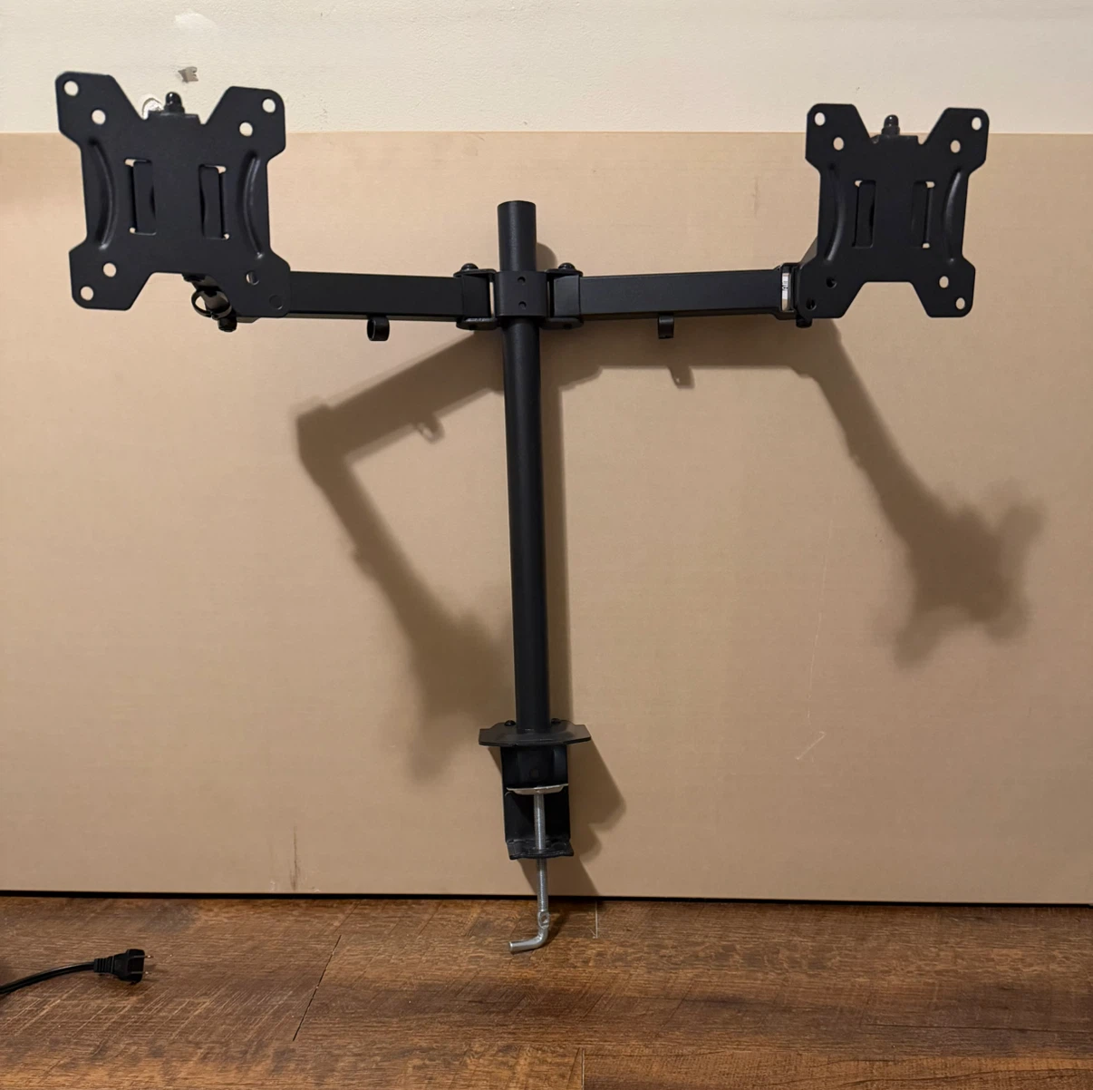 Dual monitor arm, Desk Mount, Fully Adjustable - photo 4