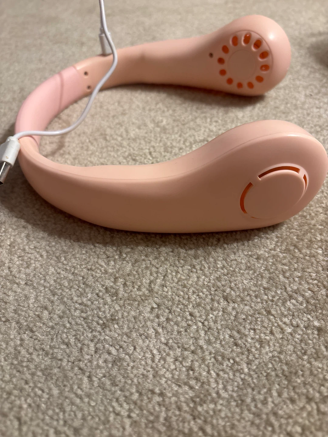 Portable Pink Neck Fan in excellent condition - photo 4