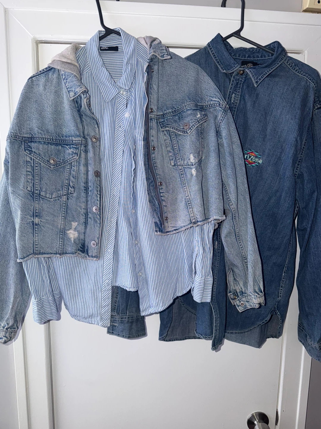 Assorted Clothing Items Lot - photo 2