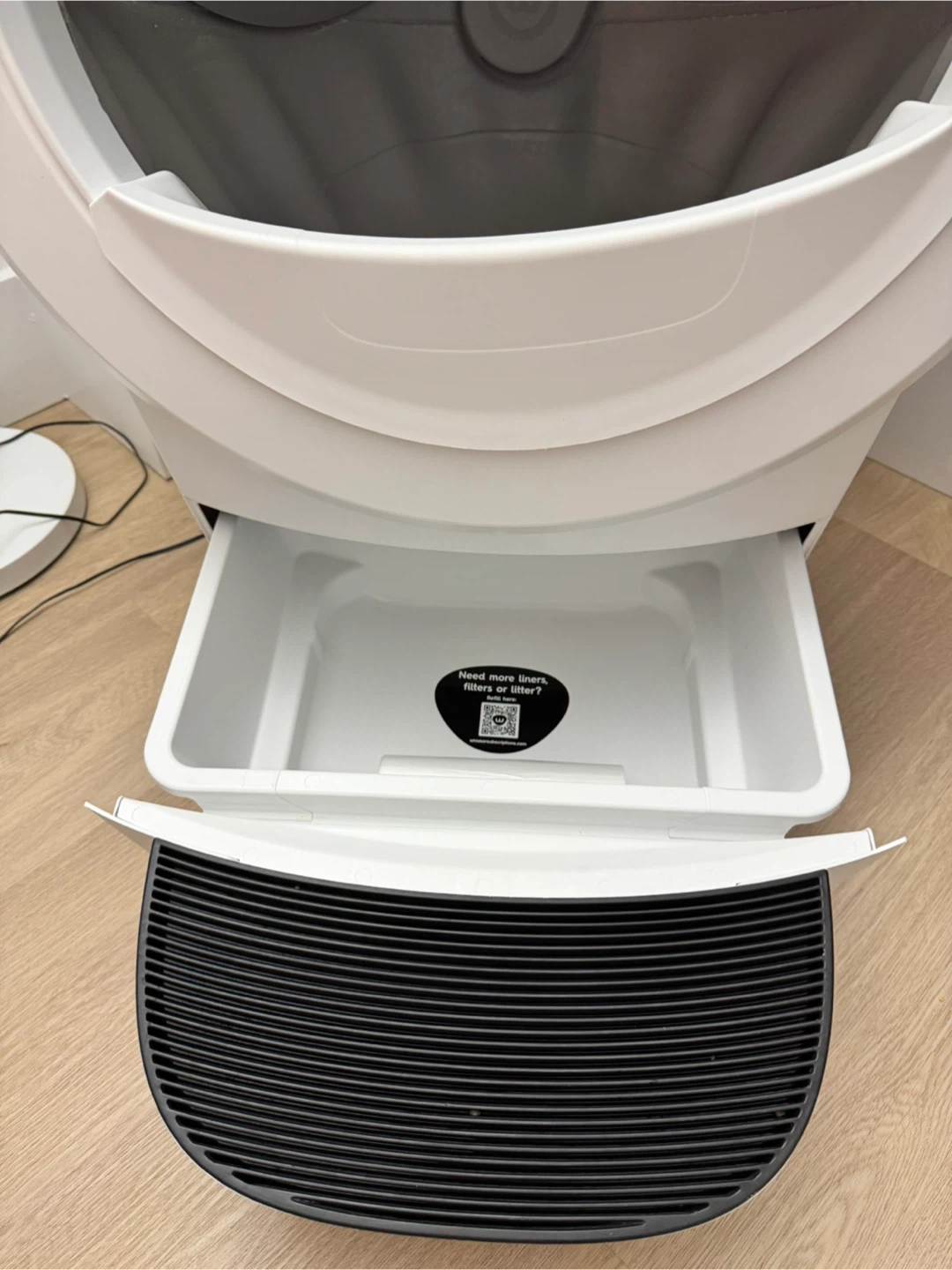 Whisker Litter-Robot 4 Automatic Cat Litter Box - photo 2