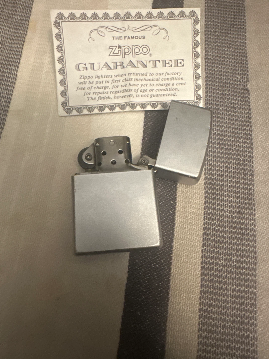 Zippo 2000 Stanley Cup Devils Lighter - photo 2