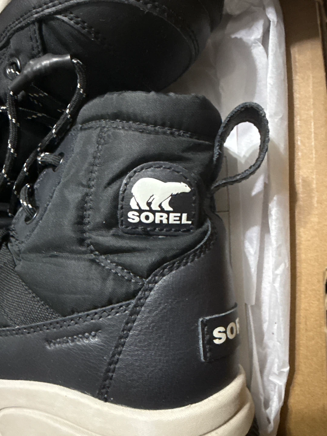 Sorel Youth Waterproof Boots Size 1 - photo 2