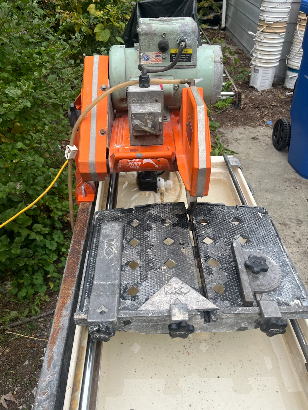 MK Diamond Tile Saw - photo 3