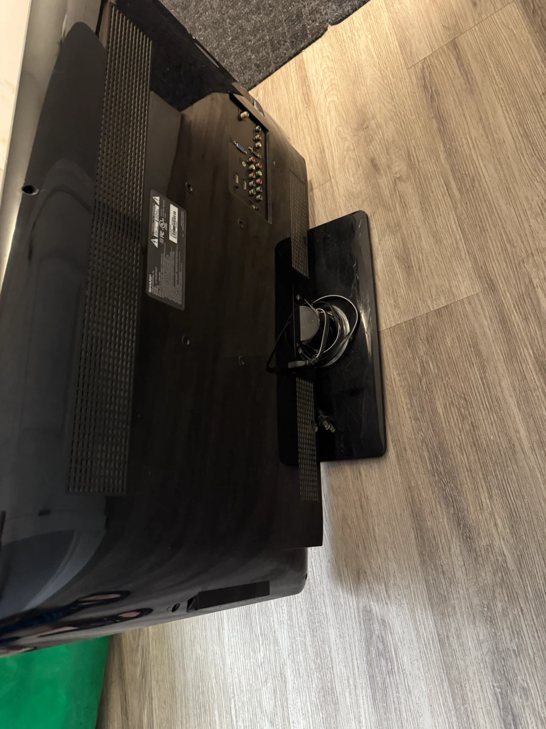 Sharp 32-inch Liquid Crystal TV - photo 2