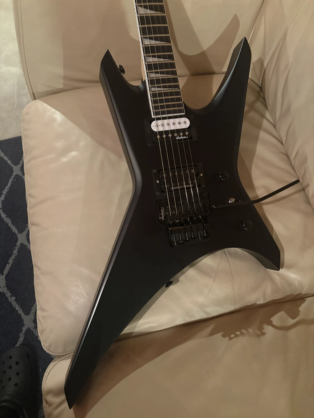 Jackson Warrior JS series with black winter pickup - photo 2