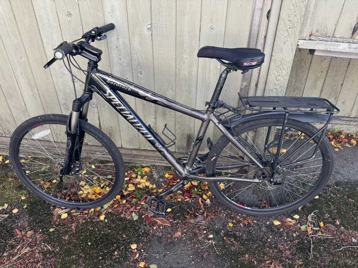 Specialized Hardrock Sport Mountain Bike