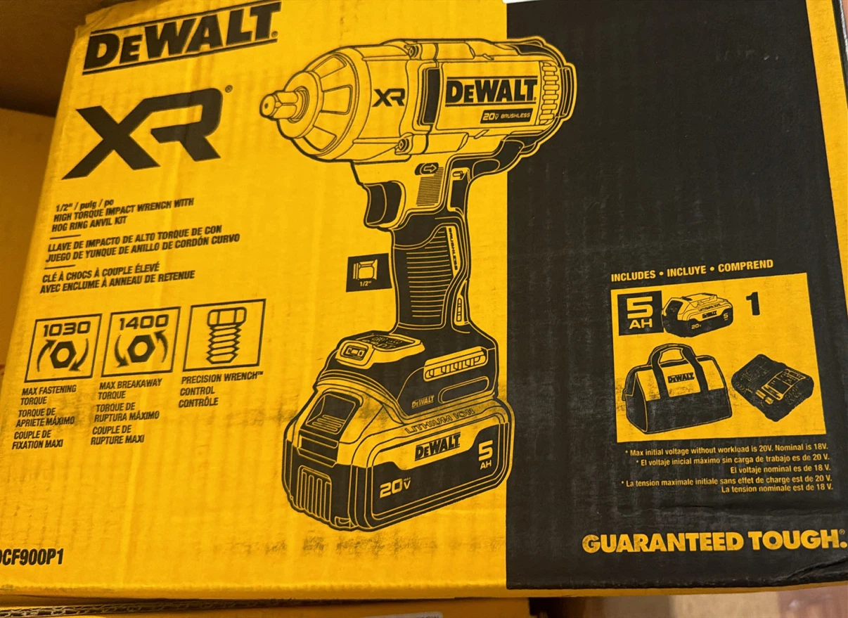 DEWALT 20V MAX XR 1/2-Inch High Torque Impact Wrench Kit