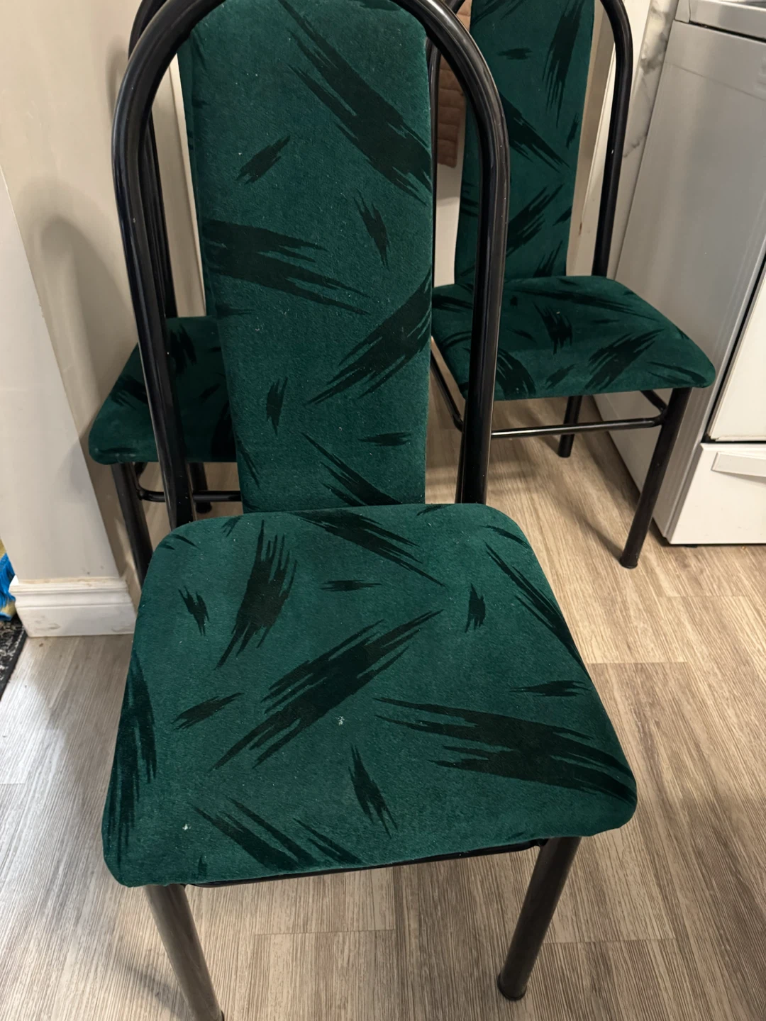 Set of 4 Green Fabric Dining Chairs - photo 4