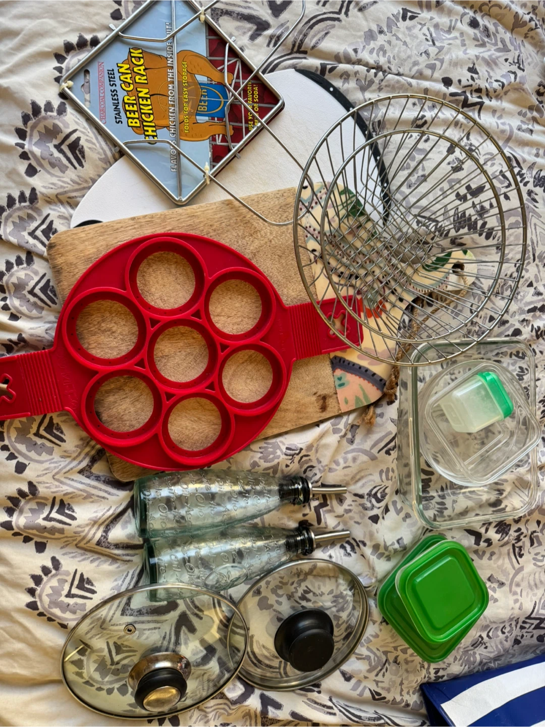 Kitchen Utensils and Storage Bundle
