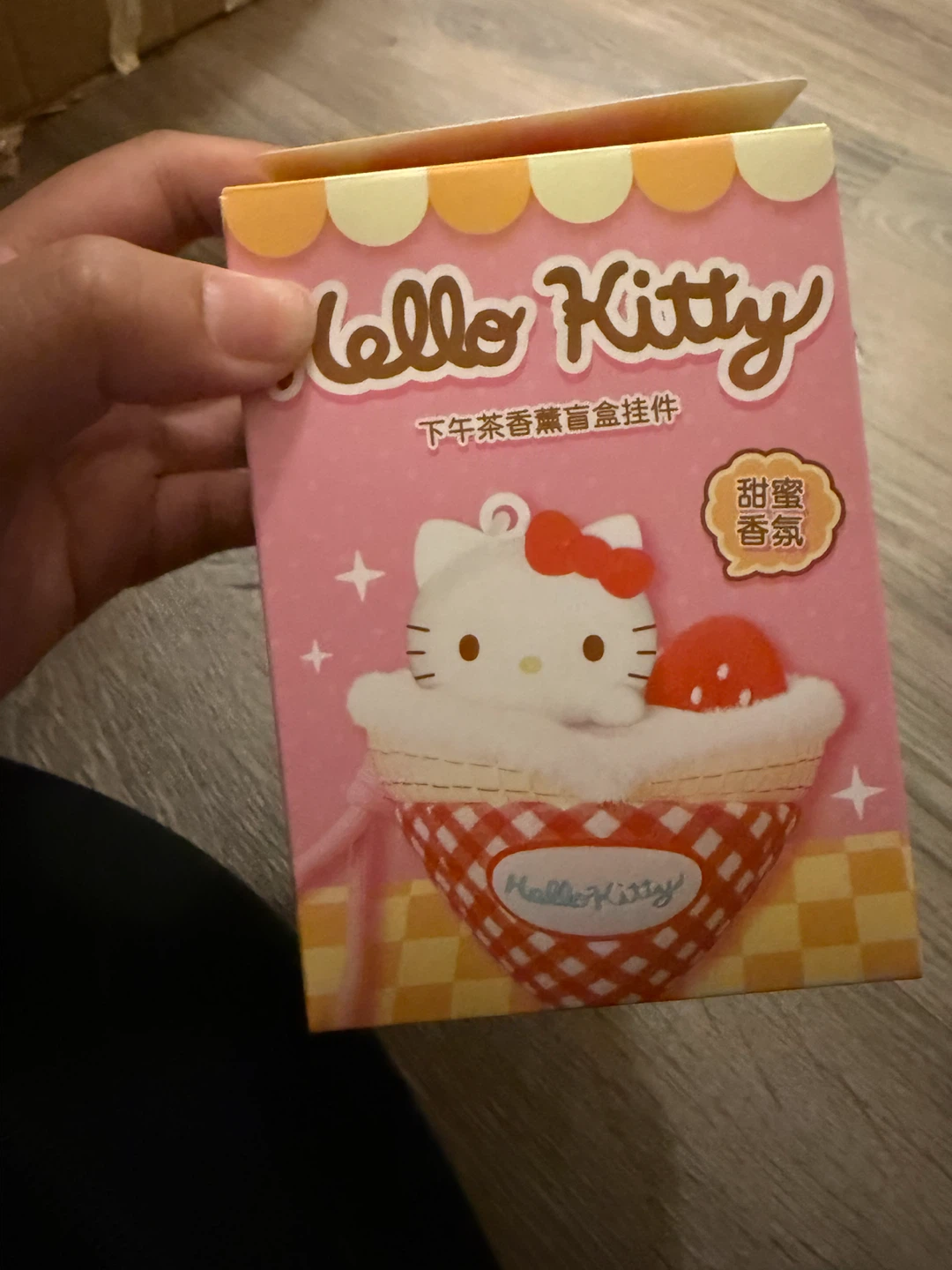 Hello Kitty Afternoon Tea Scented Blind Box Keychain