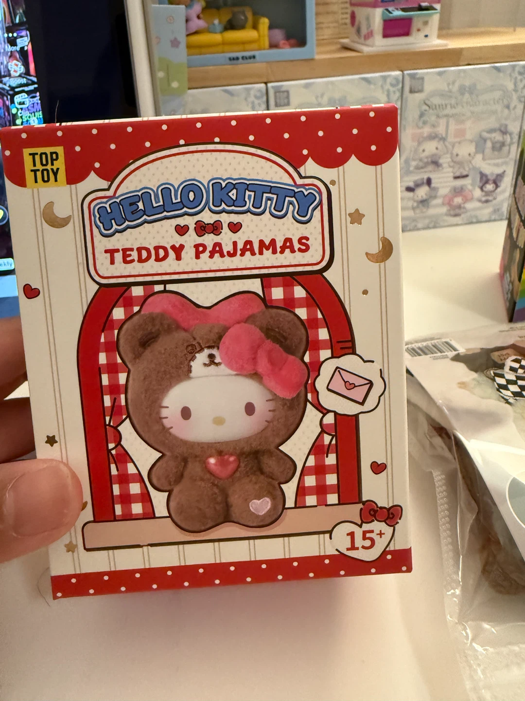 TOP TOY Hello Kitty Teddy Pajamas Blind Box - photo 3