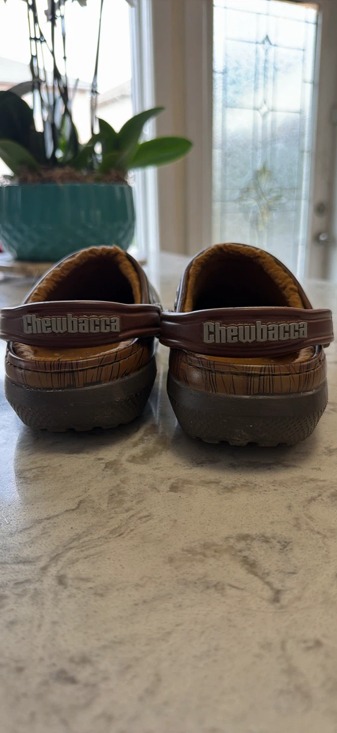 Star Wars Chewbacca limited edition Crocs - photo 3