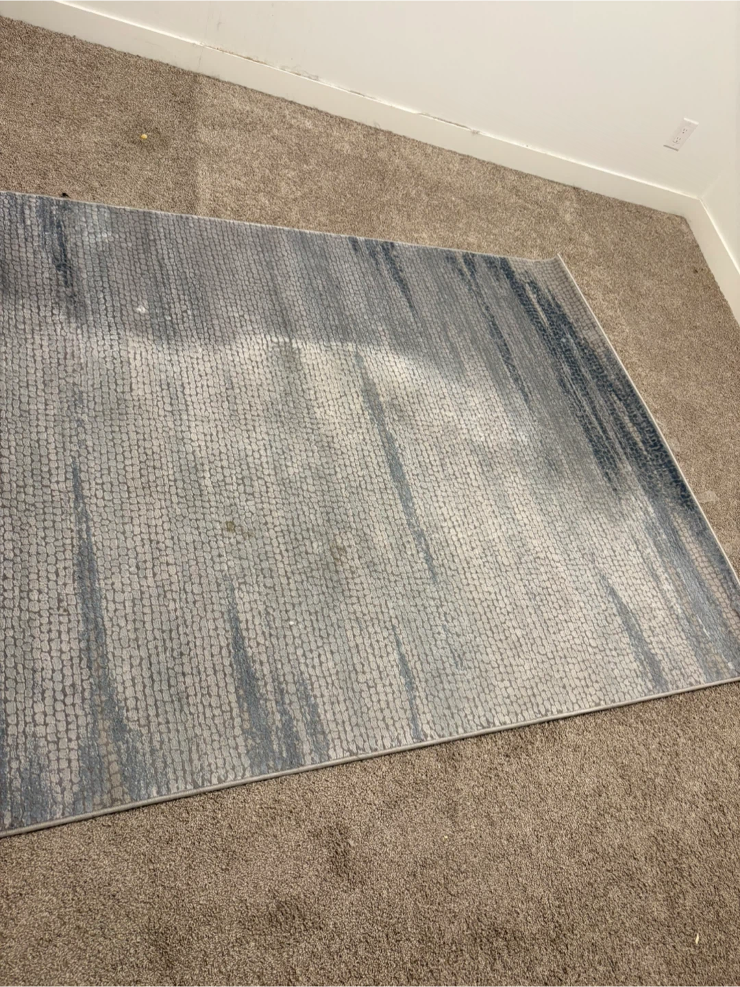 Blue and grey patterned area rug - photo 2