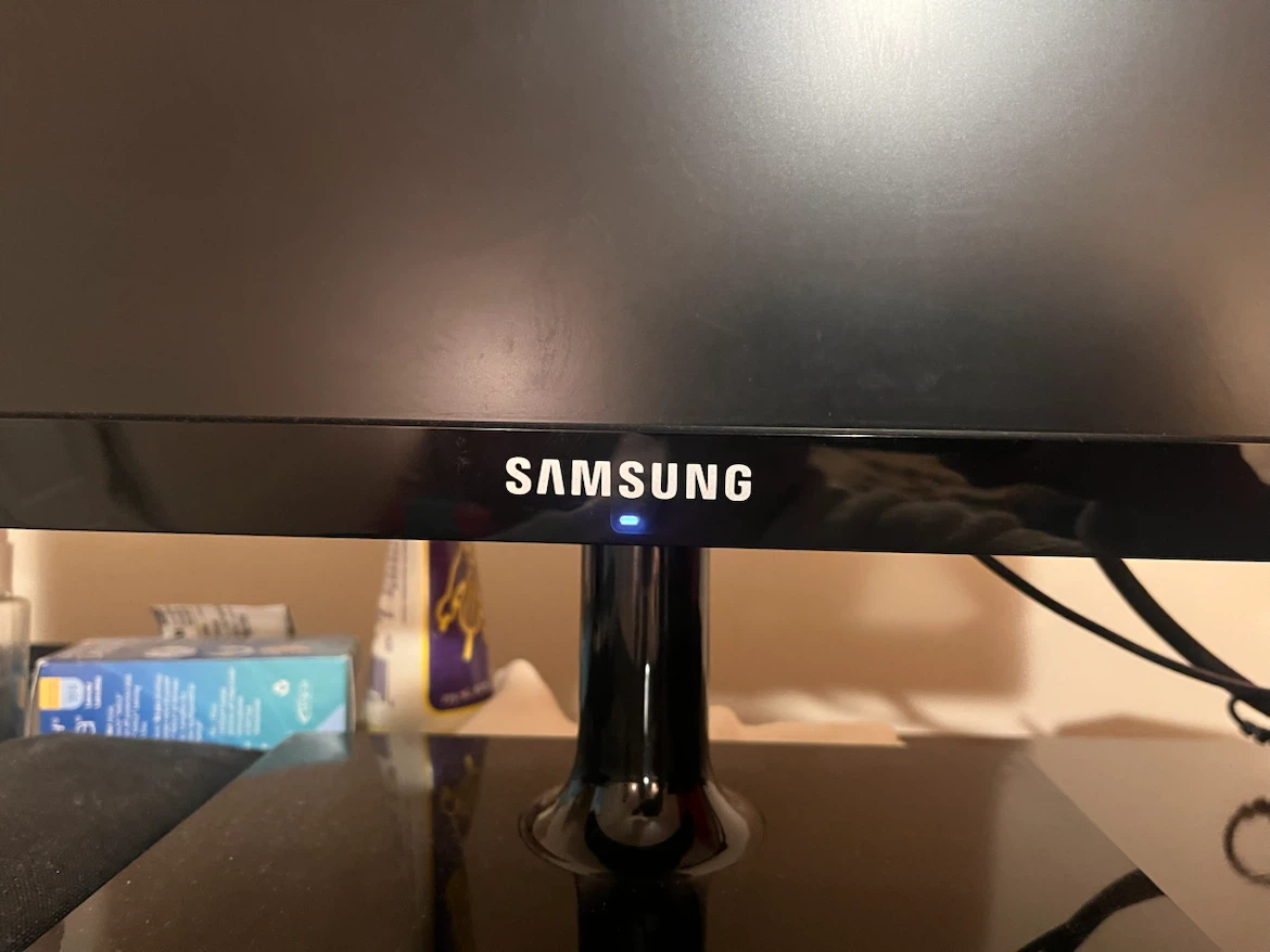 Samsung T22C350 HDTV Monitor - photo 2