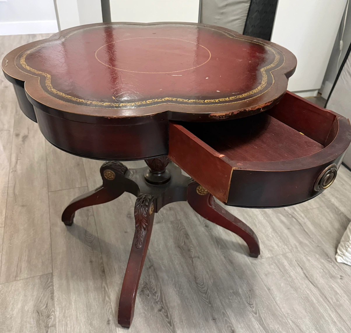 Vintage Clover-Shaped Wood Side Table with Drawer - photo 4