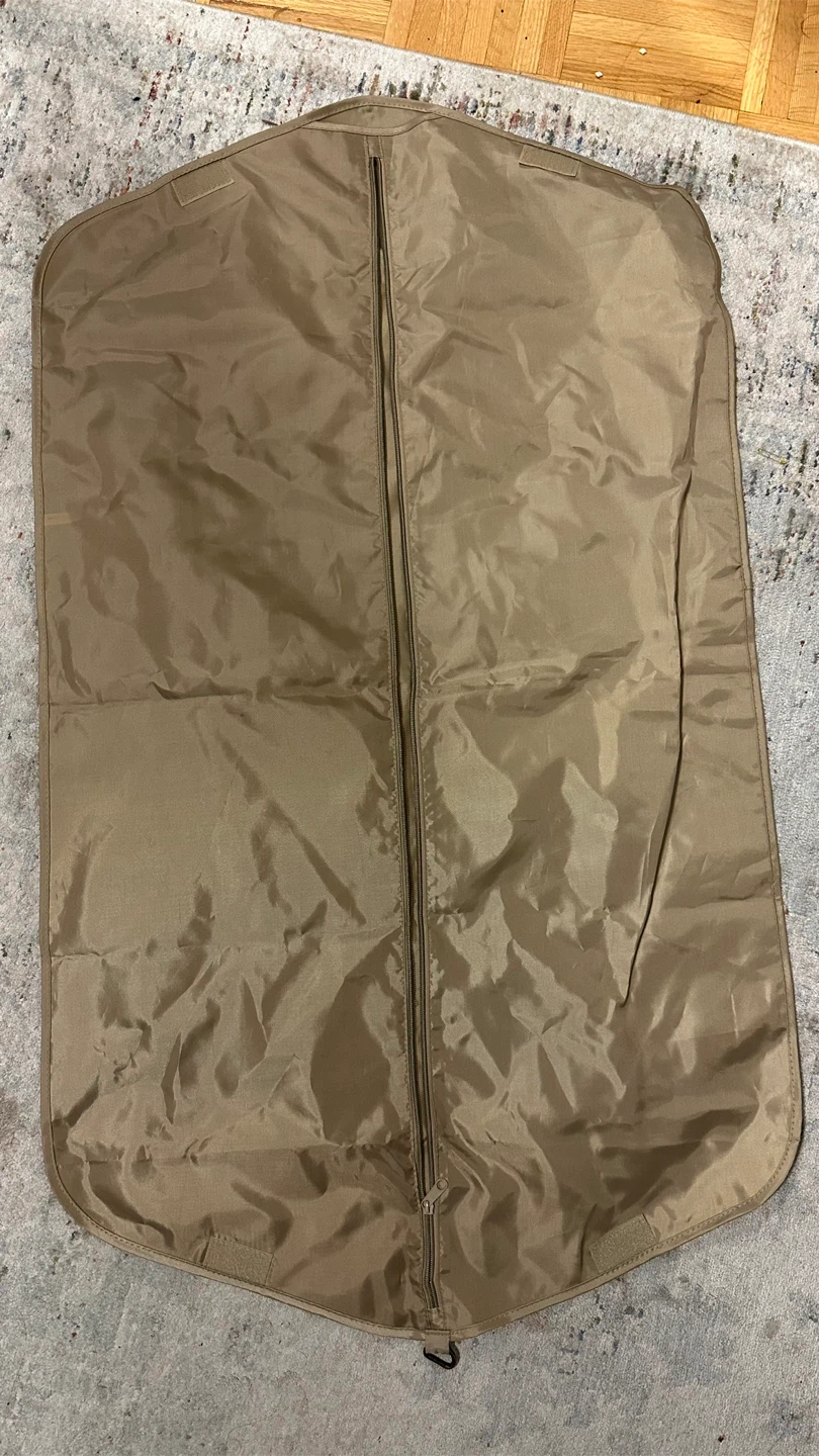 Burberry Garment Bag x 9 - photo 3