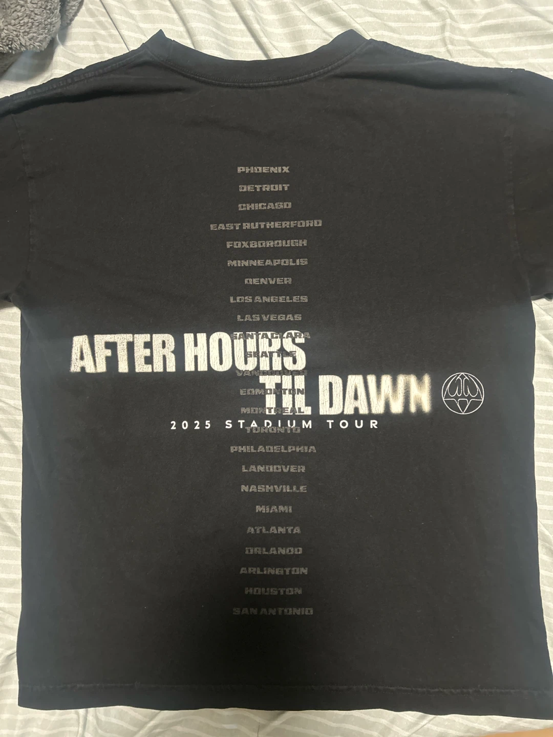 The Weekend After Hours Till Dawn 2025 Stadium Tour Merch - photo 2