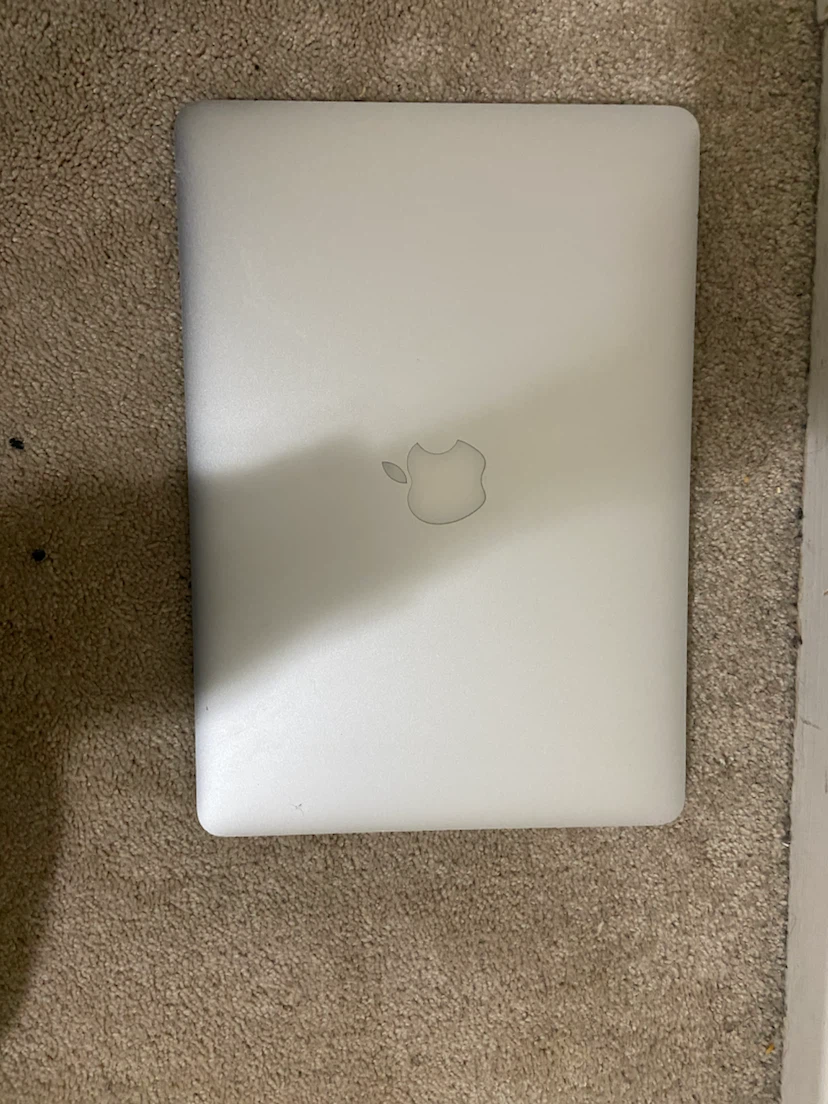 Apple MacBook Air 2017 Silver Laptop