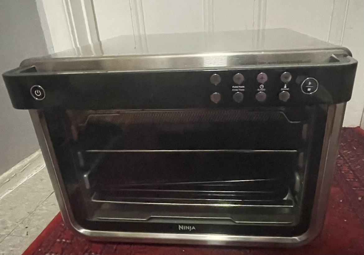 Brand new Ninja Foodi Smart XL Air Oven DT201C