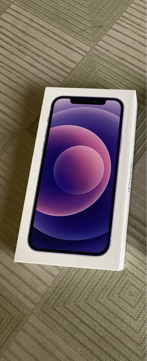 Apple iPhone 12 Box