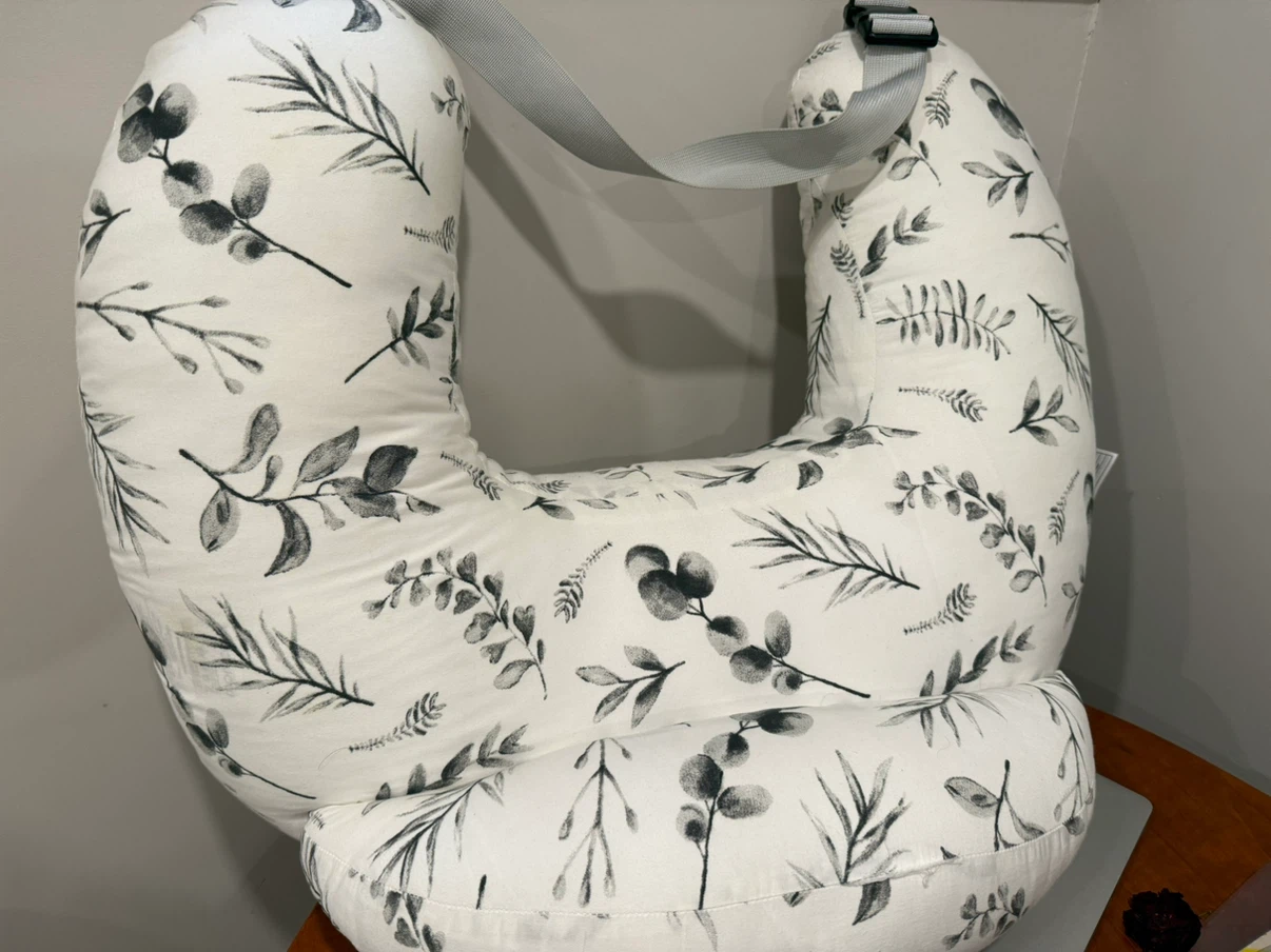 Nursing Pillow with Floral Print - photo 3
