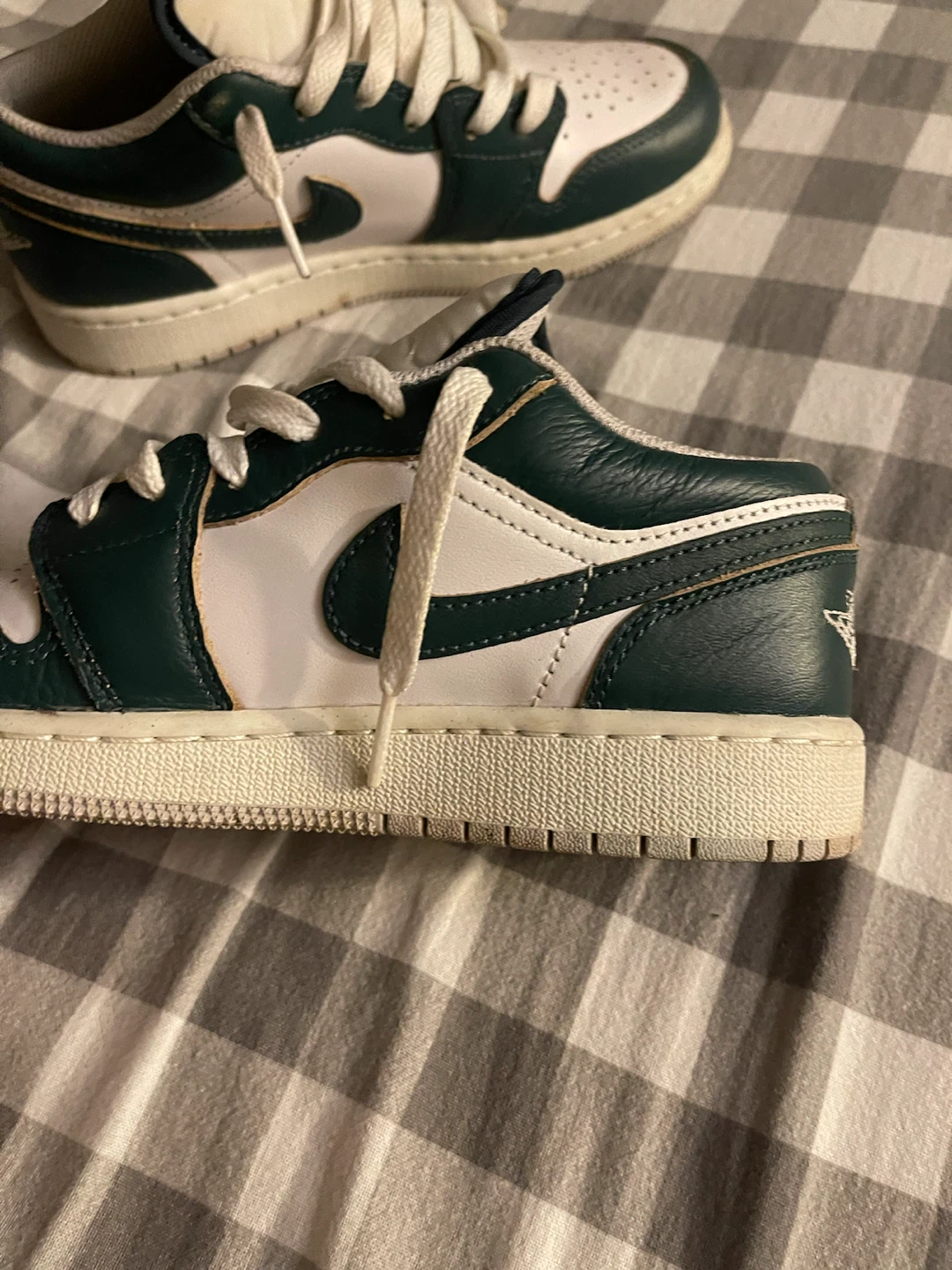 Size US 4 Jordan 1 Low Sneakers - photo 3