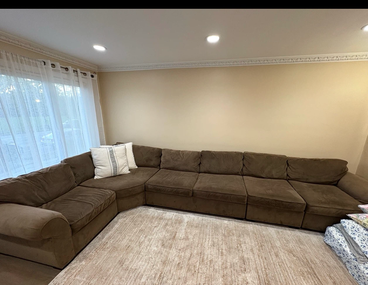 Beautiful Radley 5 pieces Sectional Sofa