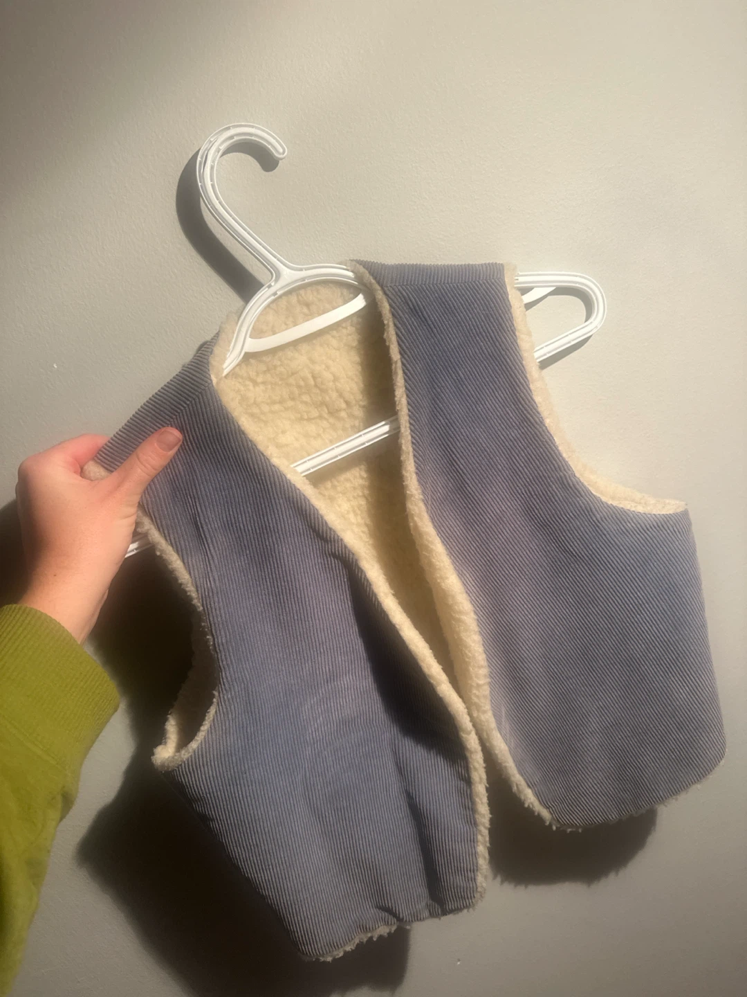 Reversible Blue Corduroy and wool Vest - photo 3