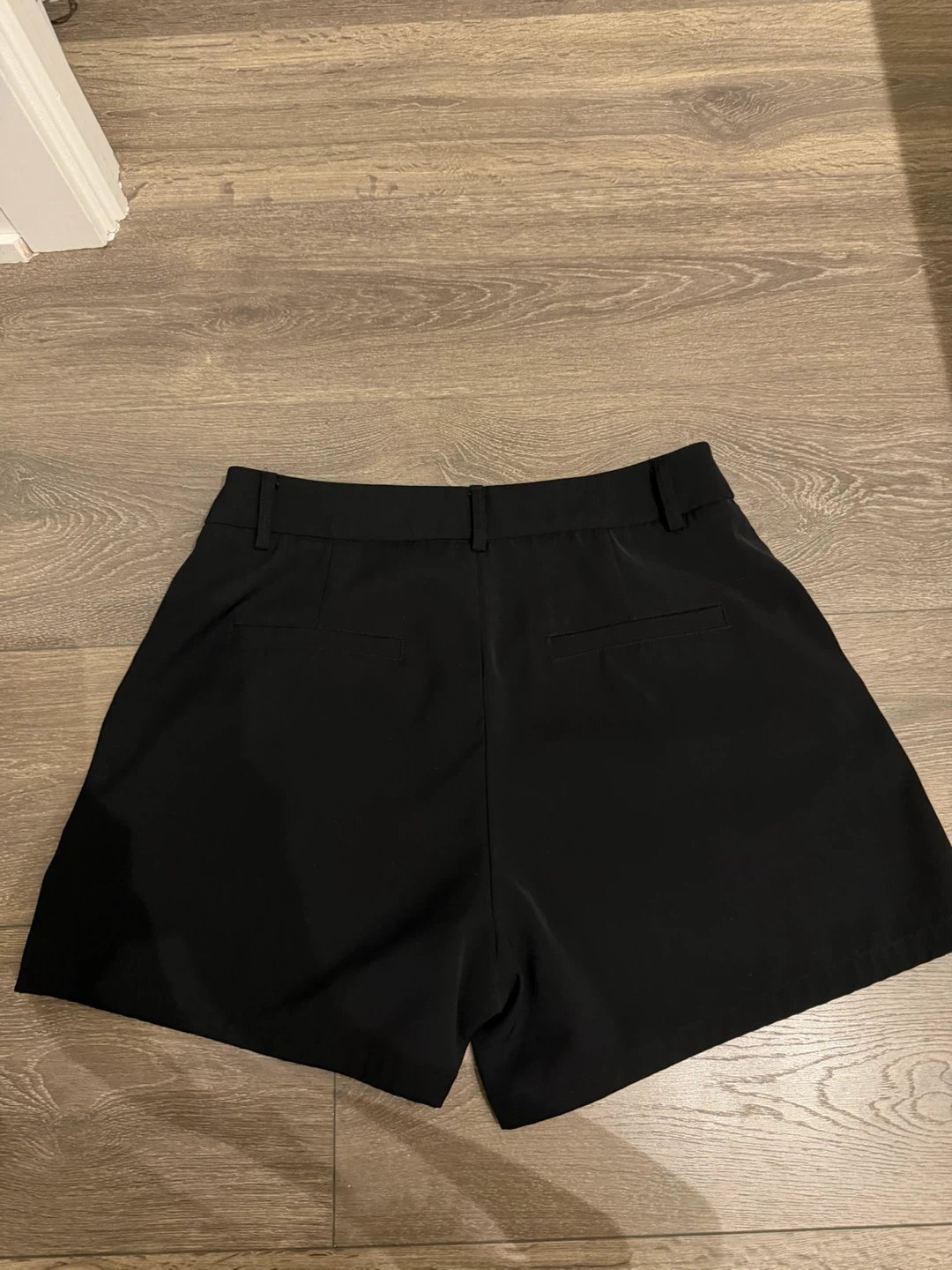 Commense black tailored shorts - photo 3