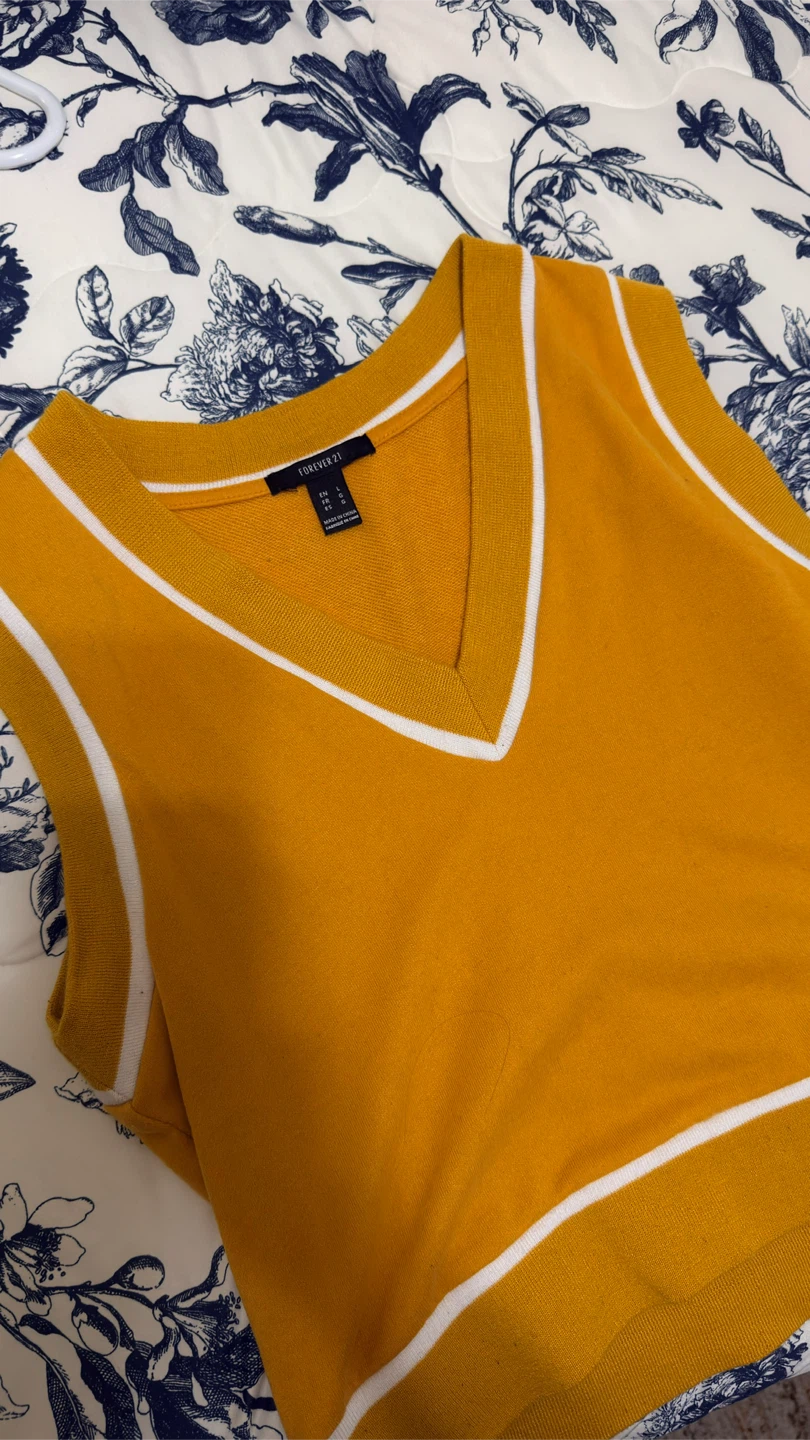 Forever 21 Yellow V-Neck Knit Vest Fall core OUTFIT BUNDLE - photo 5