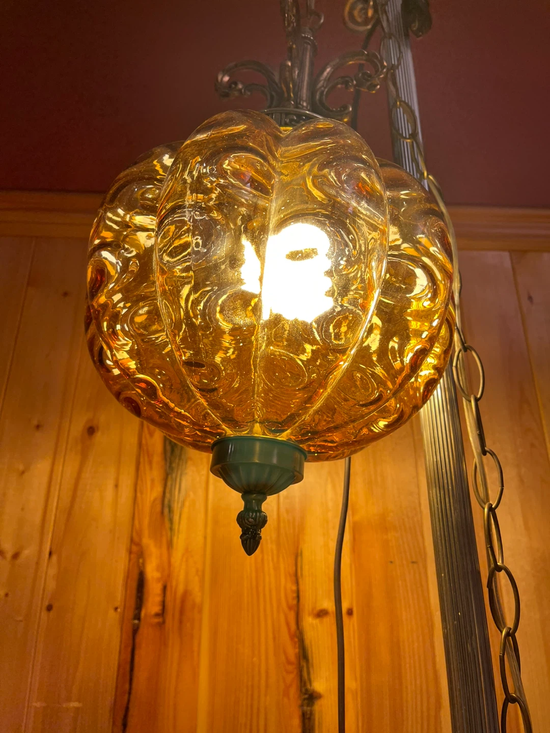 A beautiful vintage amber glass swag light - photo 5