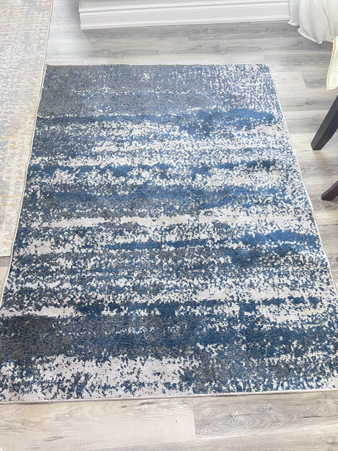 Blue and grey abstract area rug - photo 3