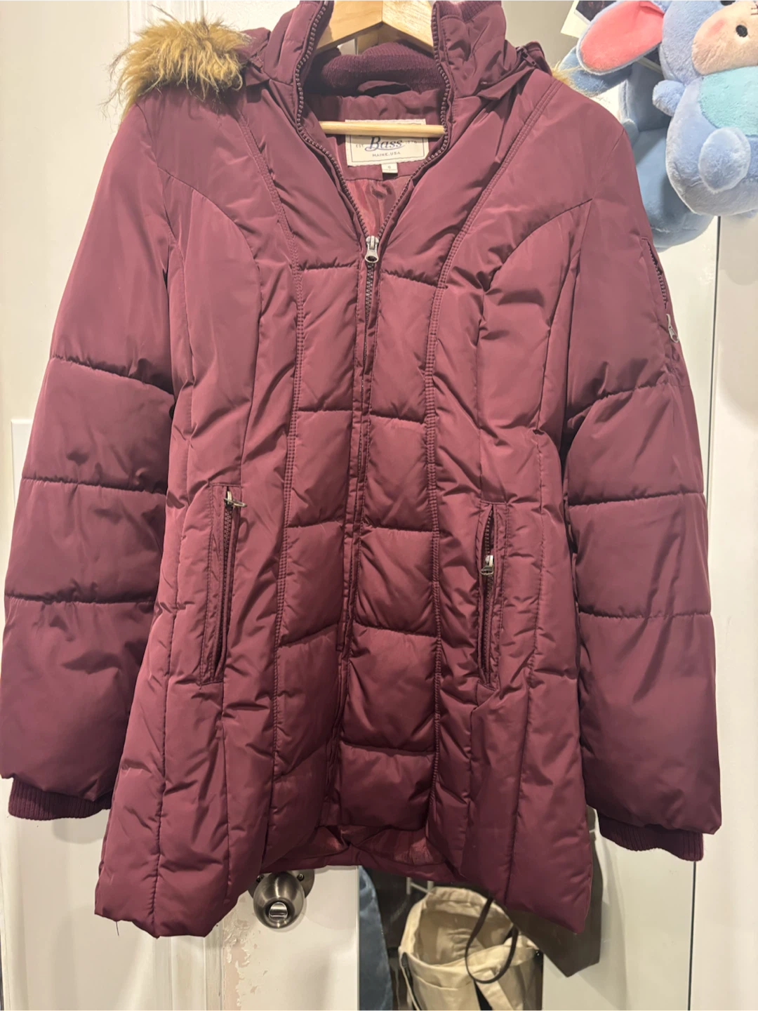 Bass Puffer Jacket with Faux Fur Hood - Maroon - photo 4