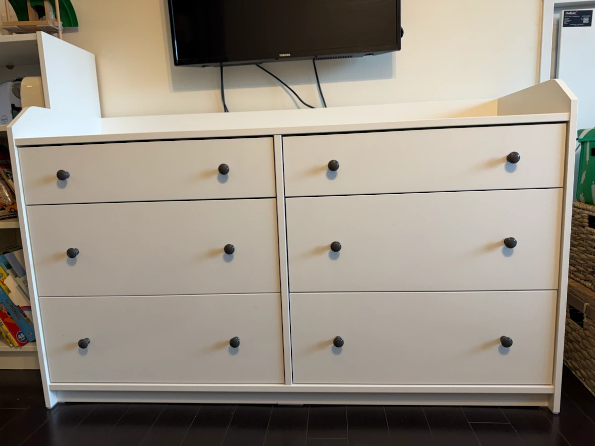 IKEA HAUGA Chest of 6 Drawers / Dresser