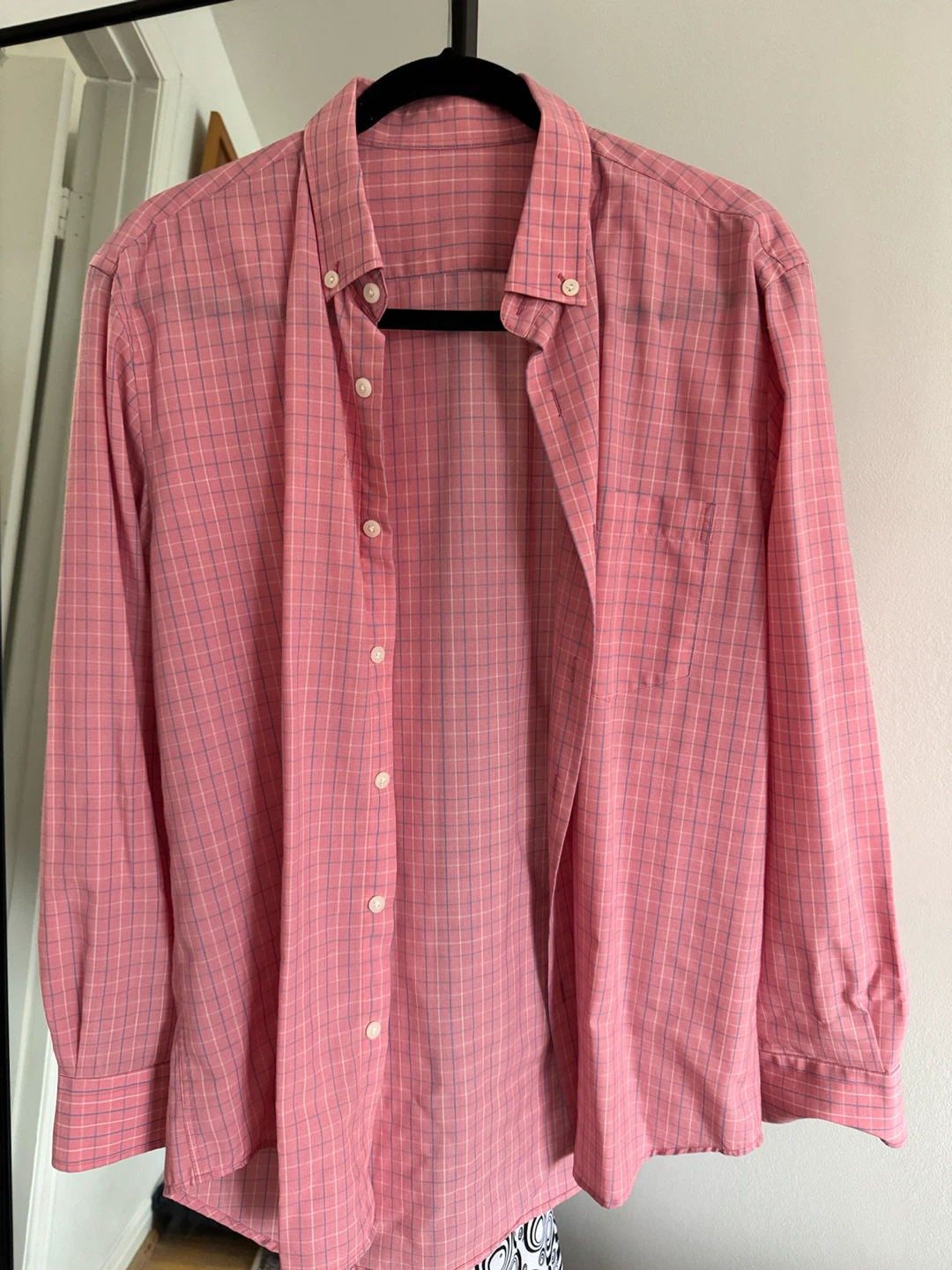 Pink plaid long-sleeve button-down shirt