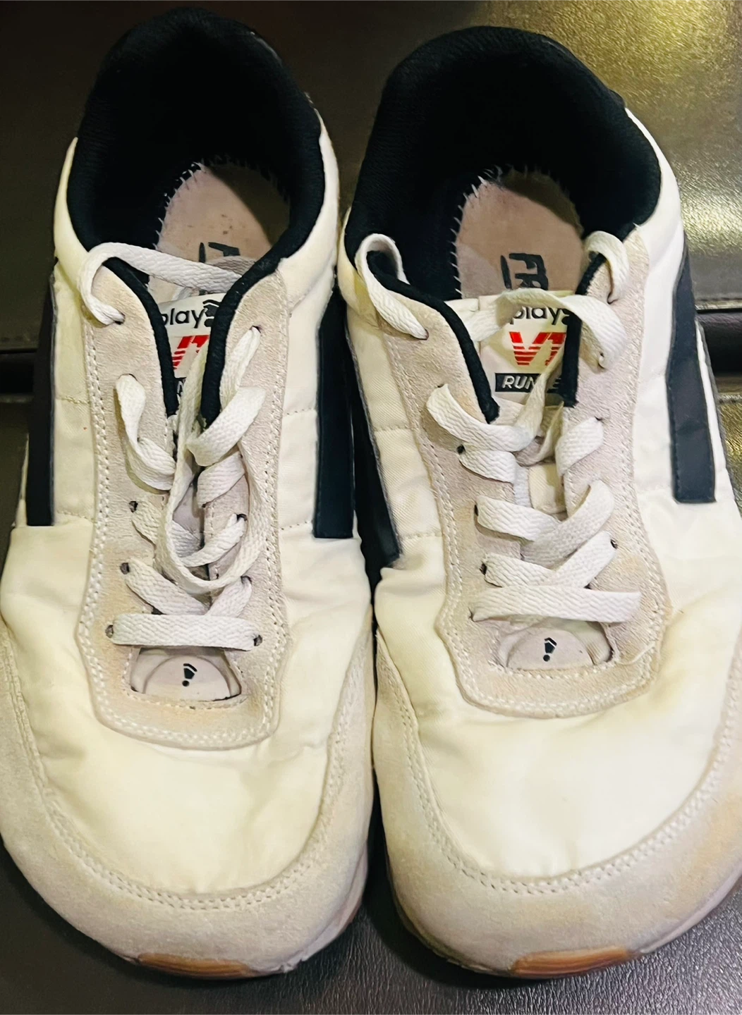 Splay V1 Runner Shoes