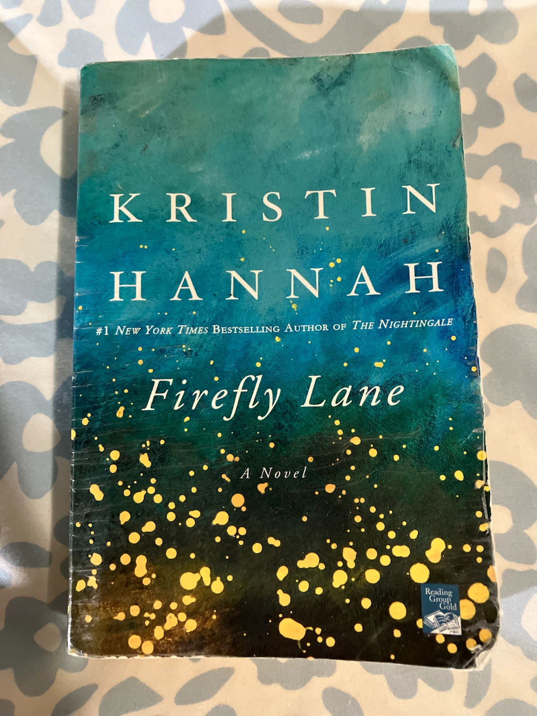 Firefly Lane by Kristin Hannah