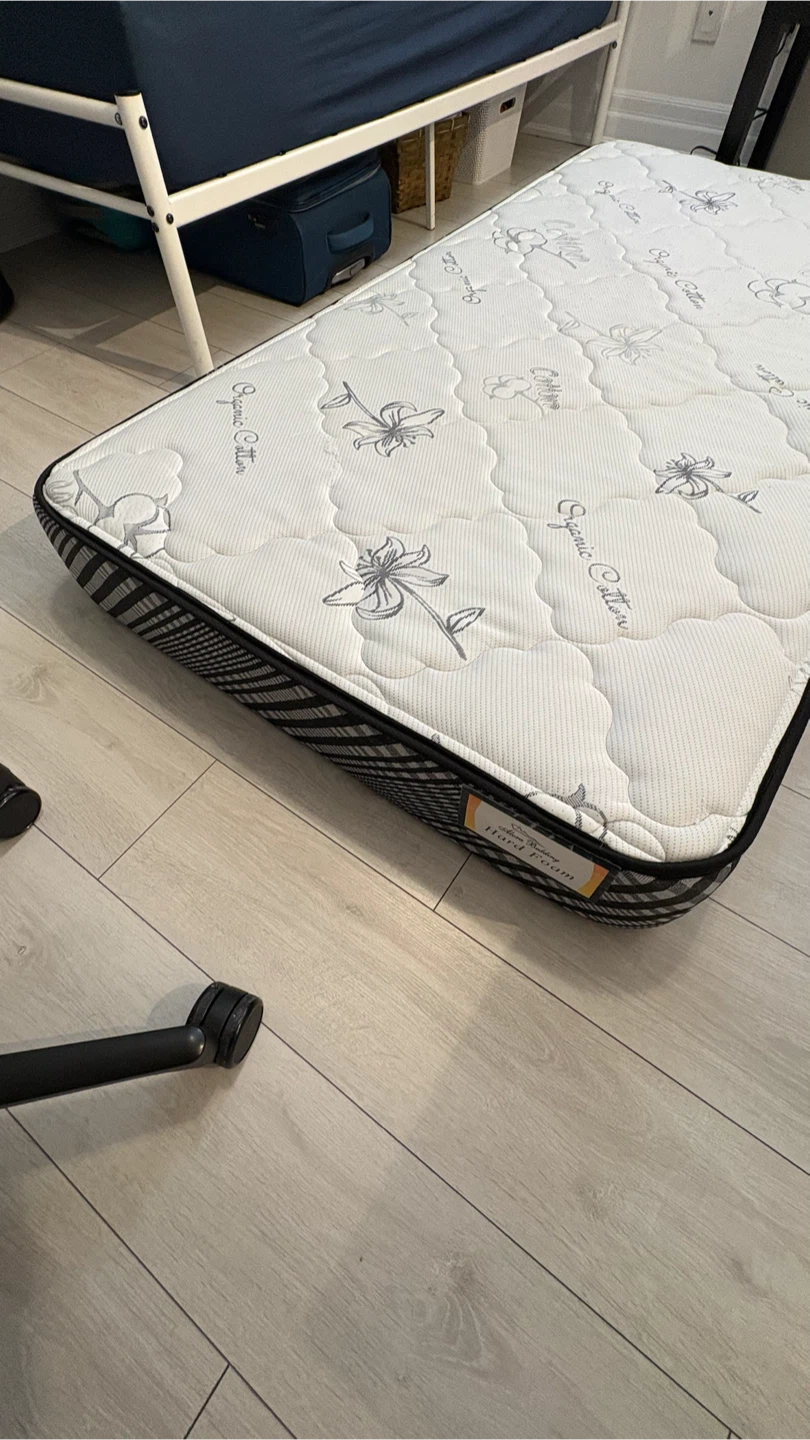 Twin Mattress (Adam Bedding Organic Cotton Hard Foam Mattress) - photo 5
