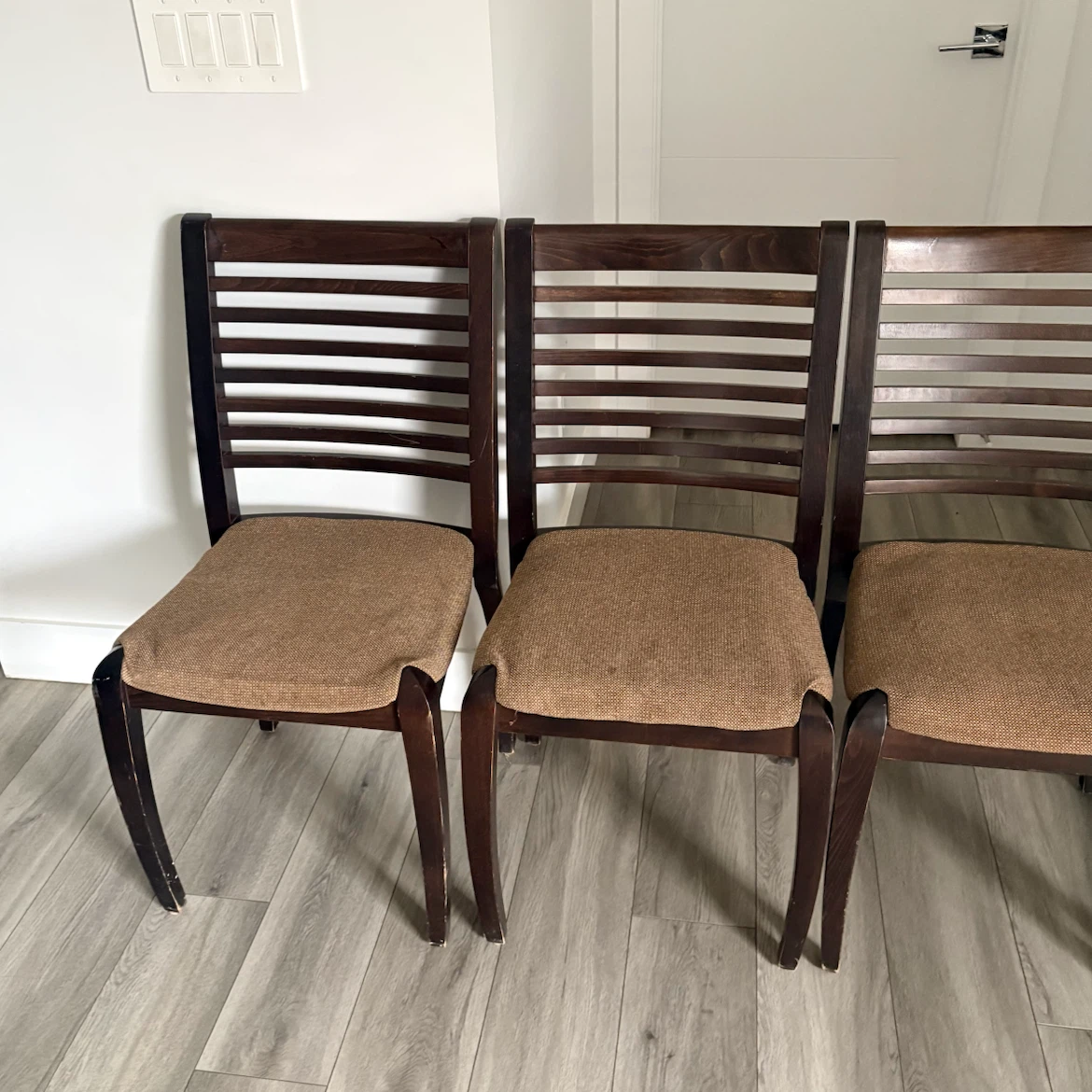 4 Wooden Dining Chairs - photo 2